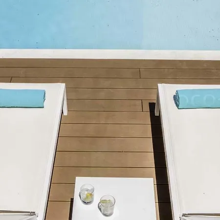 Sleeps 10 Pool Air Con Wifi Vila *
